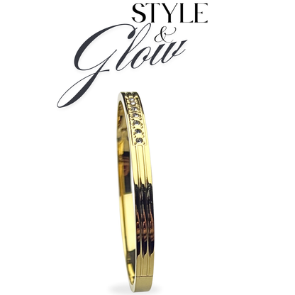 One piece of Minimalist Gold Bangle Bracelet