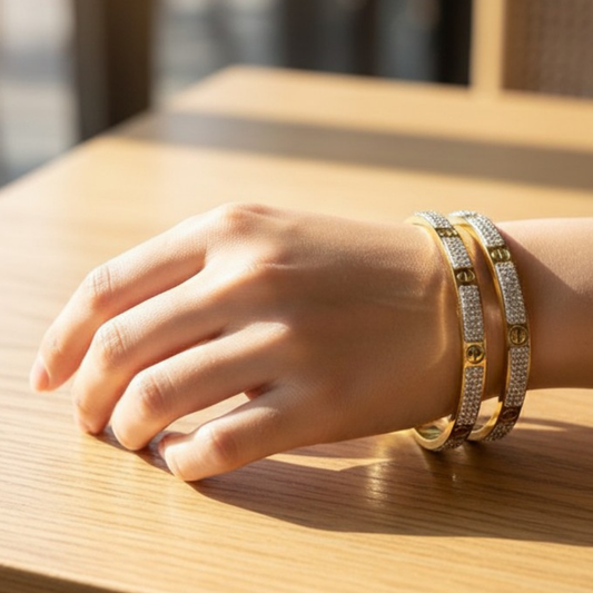 One piece Elegant Diamond Style Bracelet