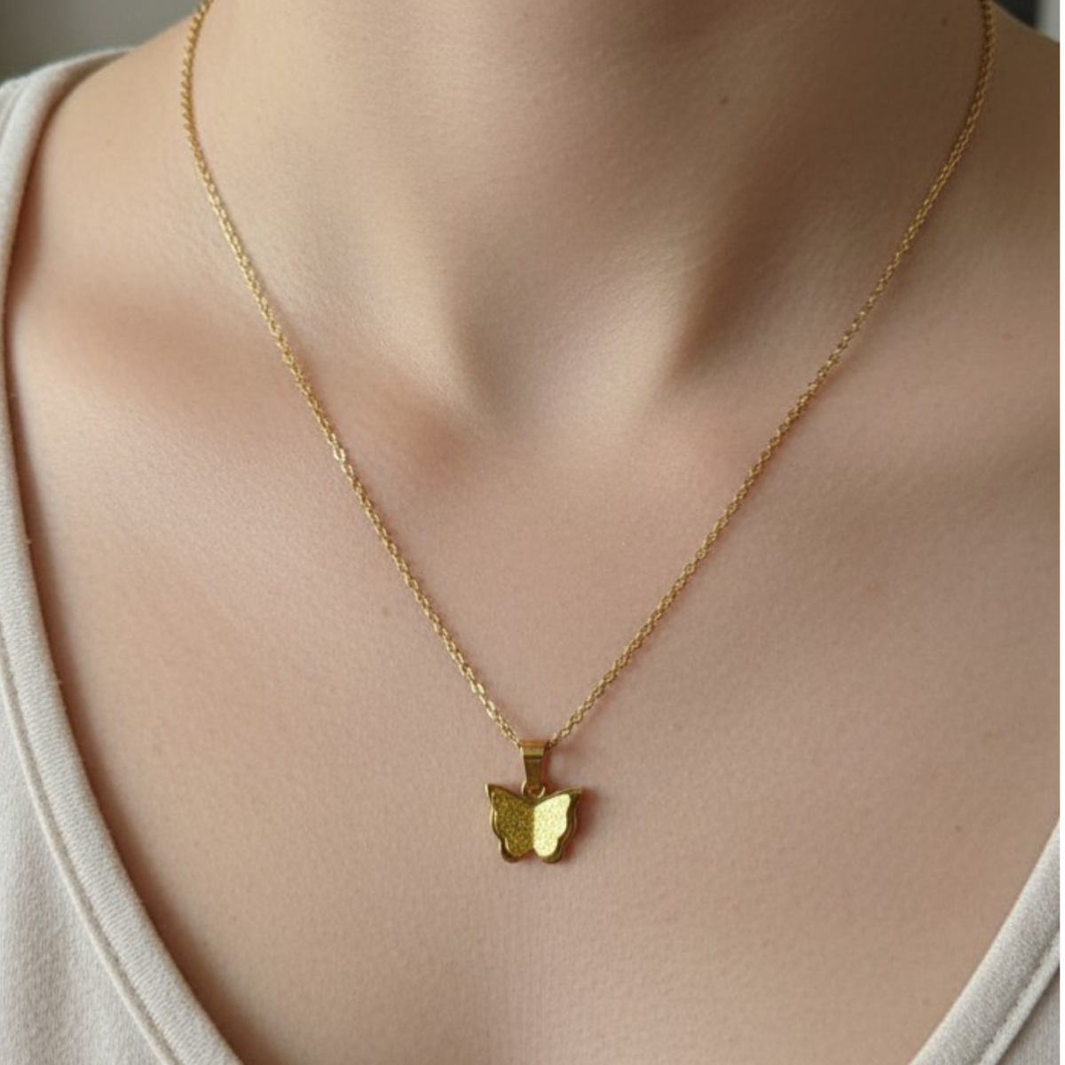 Stylish butterfly necklace with matching earrings